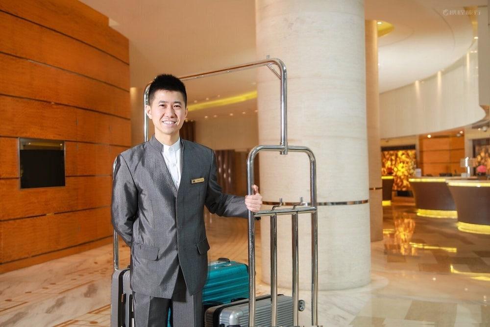 Hilton Shanghai City Center -Steps From Iconic Landmarks Wukang Mansion And Jing'An Temple Luaran gambar