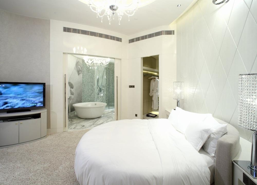 Hilton Shanghai City Center -Steps From Iconic Landmarks Wukang Mansion And Jing'An Temple Bilik gambar