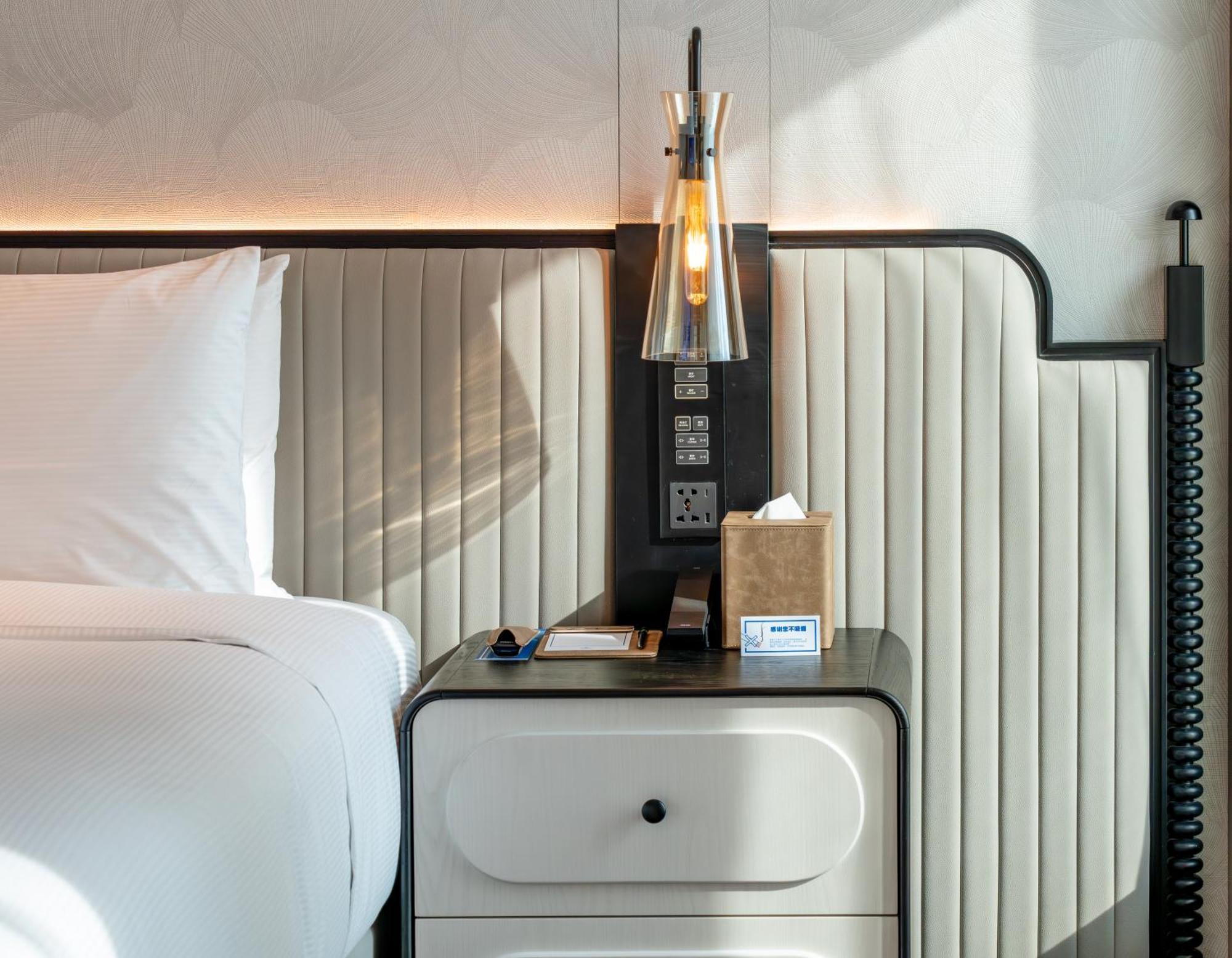Hilton Shanghai City Center -Steps From Iconic Landmarks Wukang Mansion And Jing'An Temple Luaran gambar